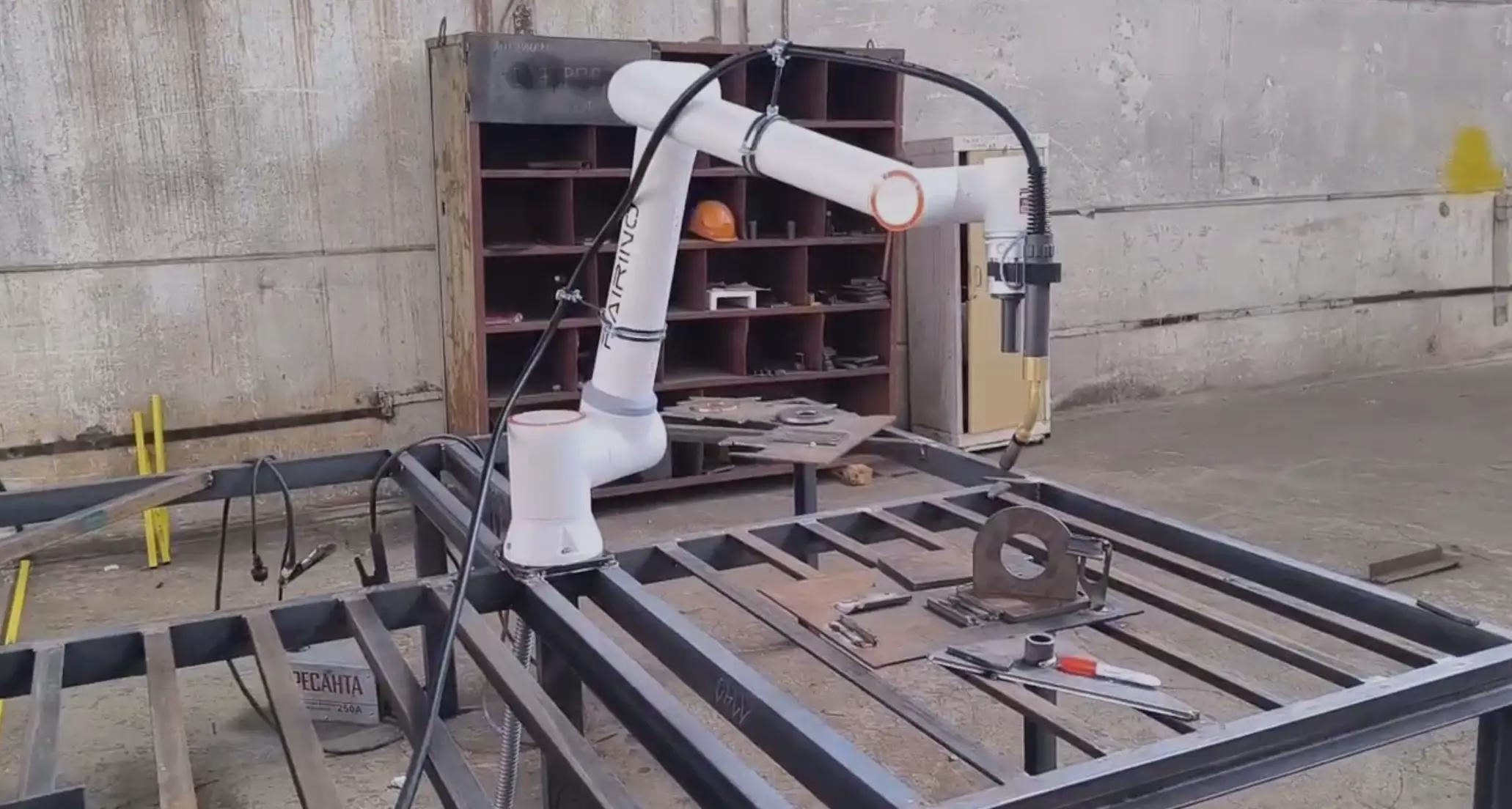 https://a.storyblok.com/f/298593/2062x1104/92f03067bd/fairino-welding.webp